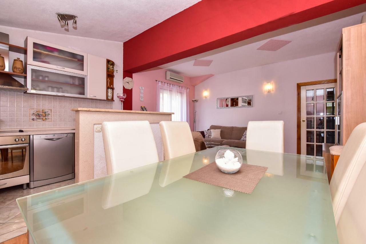 Apartment Rosalia Makarska
